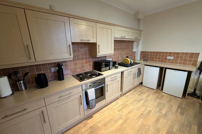 Apt 29, Harrow Court, Middlesbrough photo 3