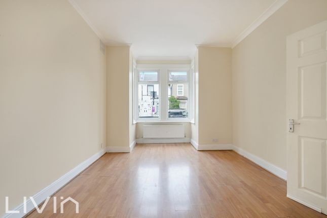 2 Lancing Road, Croydon photo 2