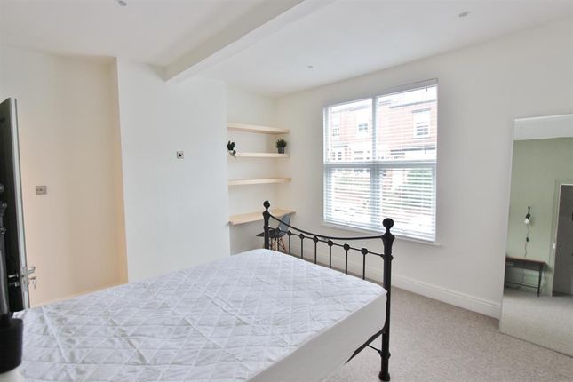 Terraced house to rent in Wayland Road, Sheffield