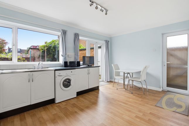 Cheshunt, Hertfordshire photo 4