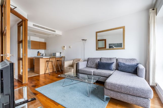 Flat 1007, Balmoral Apartments, 2 Praed Street, London photo 2