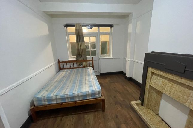 297, Mortlake Road, Ilford photo 2