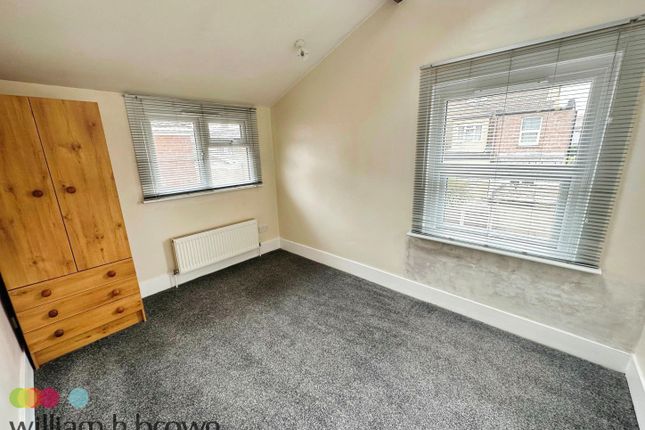 Flat 2, 23, Hayes Road, CLACTON-ON-SEA photo 3