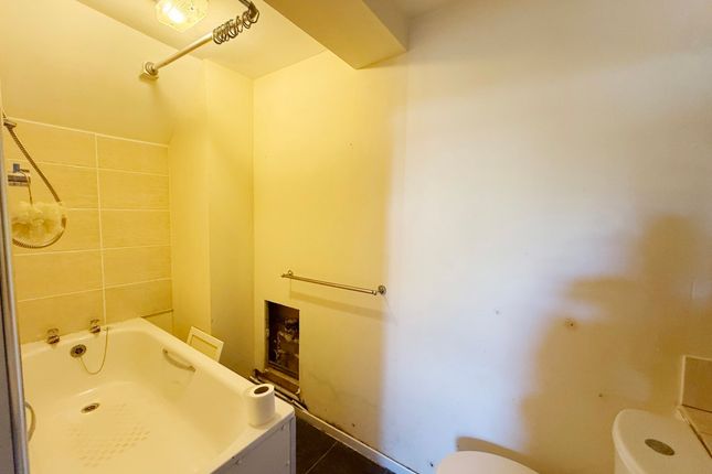 Flat 1, 42 George Street, Ryde photo 5