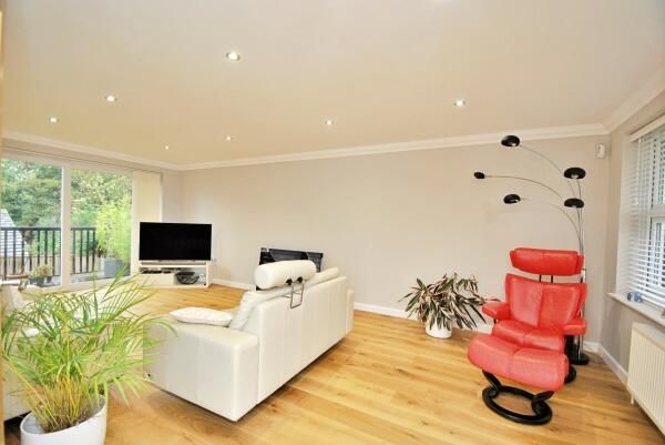 115, Hillside Road, Wimborne photo 3