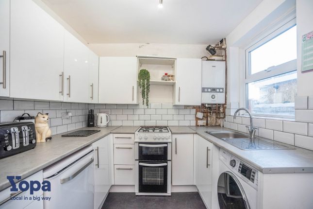 Terraced house for sale in Raphael Road, Gravesend