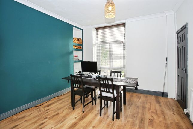 2, Sir Ivor Road, BLACKWOOD photo 4