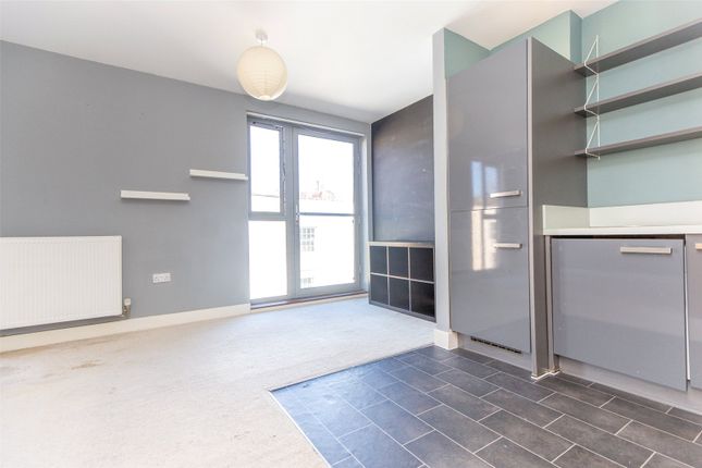 Flat for sale in Armidale Place, Bristol