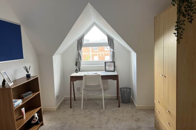 Jesmond Road, Exeter photo 3