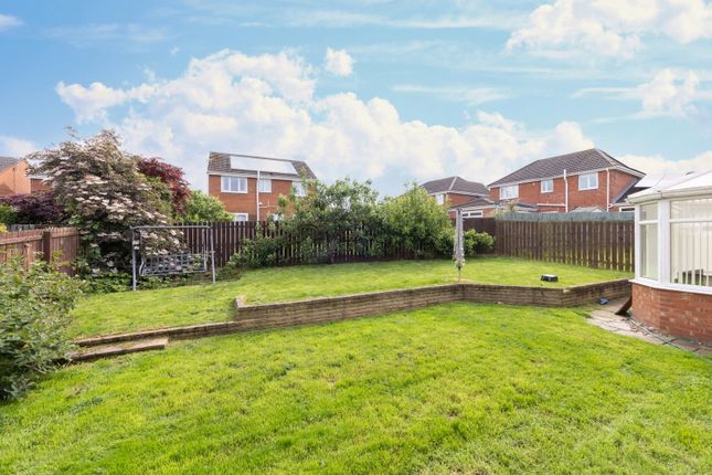 23, Acomb Court, Bedlington photo 4