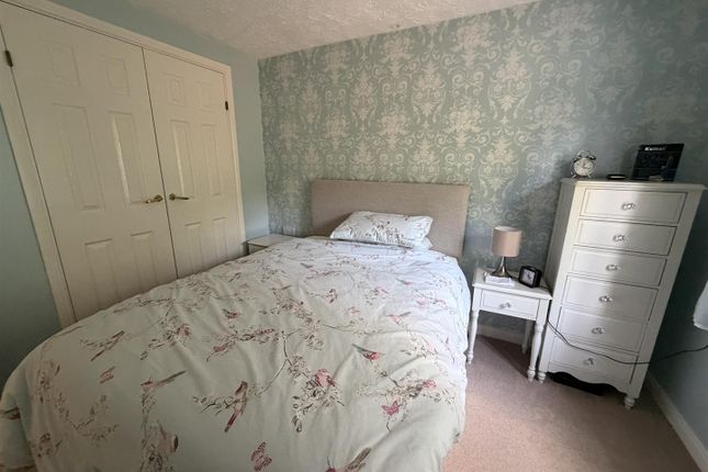 32, Sourton Place, Daventry photo 4