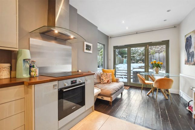 24, Bourne Road, London photo 4