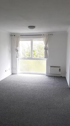 Thumbnail Flat to rent in Westmoreland Road, Bromley, Kent