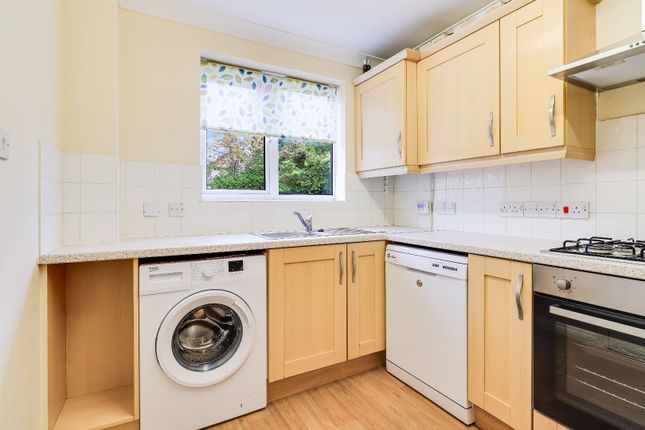 11, Mowlam Close, Cambridge photo 3