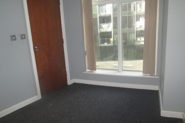 Flat for sale in Leeds Road, Little Germany, West Yorkshire