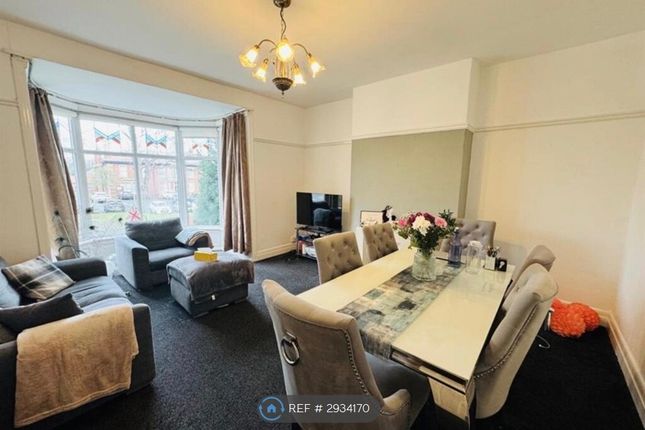 B Humbledon Park, Sunderland photo 3