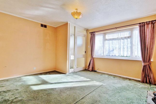 41, Horsey Road, Kirby-le-Soken photo 2