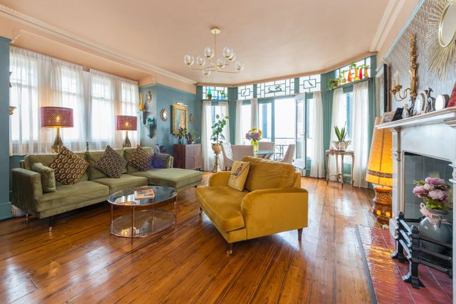 7, Wellington Court, Walmer photo 2