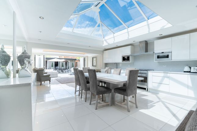 68 Marlow Drive, Sutton photo 4