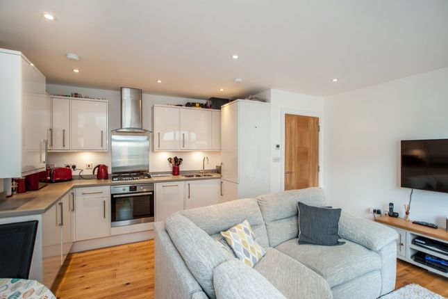 Flat 9 Windsor Court, Hemel Hempstead photo 2