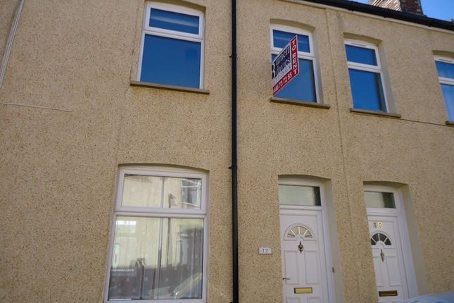 3 bed property to rent in Morgan Street, Barry