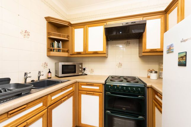 Flat for sale in St. Marys Mead, Windrush Court