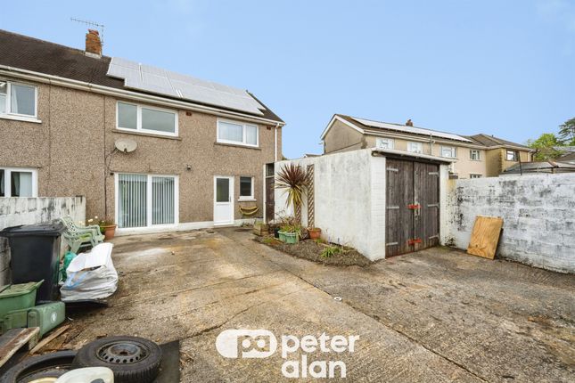 26, Heol Y Nant, Neath photo 4
