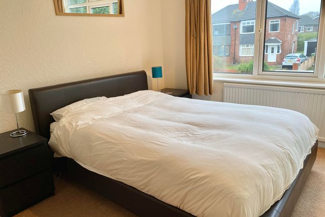46, Roper Avenue, LEEDS photo 3