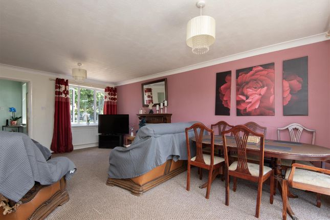 11, Mayfield Close, Spalding photo 4