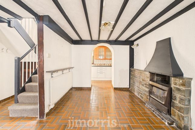 35 Orchard Row, Haverfordwest photo 2