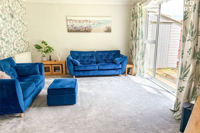 22, Medeswell, Peterborough photo 2