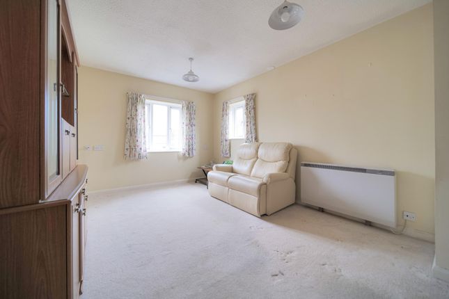 Flat 66, Wharf Court, Spa Road, Melksham photo 3