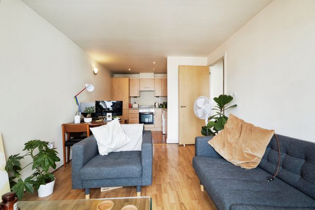 Flat for sale in Queens Road, Nottingham, Nottinghamshire