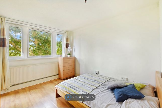 Thumbnail Flat to rent in President House, London
