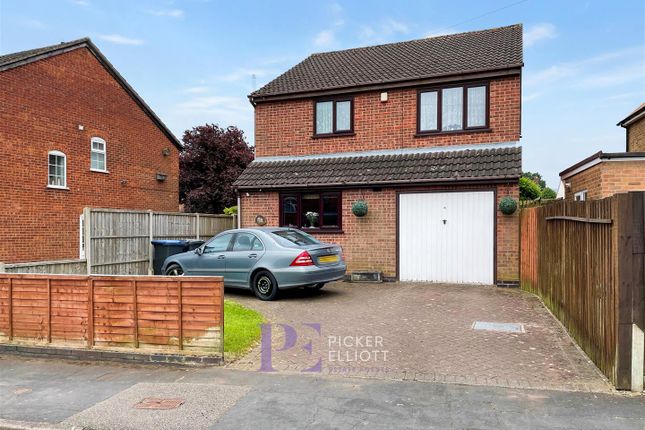 Thumbnail Detached house for sale in Charnwood Road, Barwell, Leicester