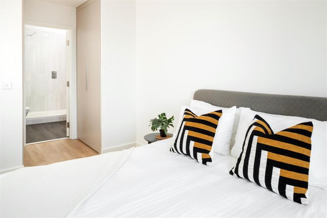 Circle Square, Flat 305, 7, Nobel Way, Manchester photo 3