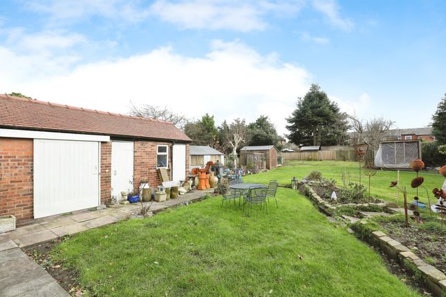 6, Queensgate, Northwich photo 2