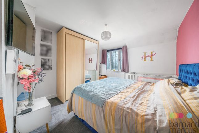 End terrace house for sale in Woodhouse Road, London
