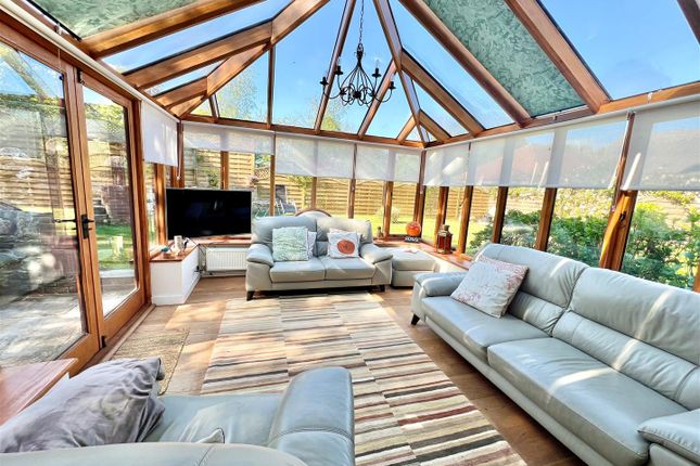 Grove Cottage, Main Road, Brighstone photo 3