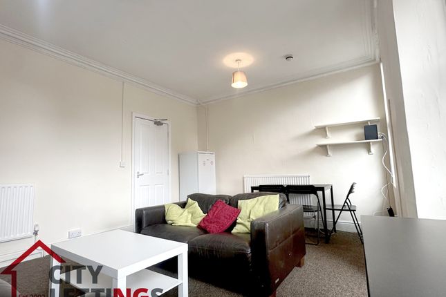 73, Lenton Boulevard, Lenton photo 2