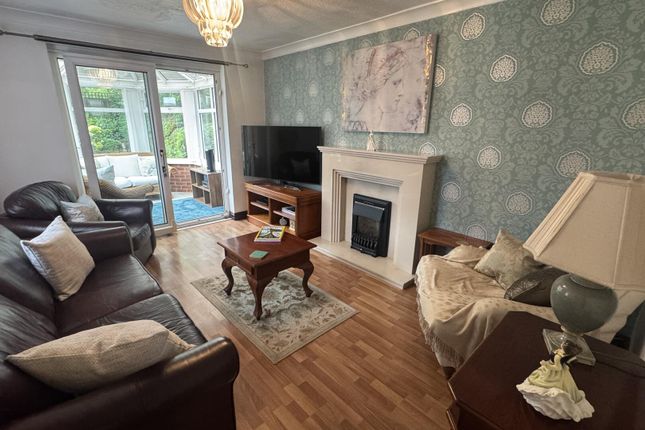 2, The Groves, Liverpool photo 4