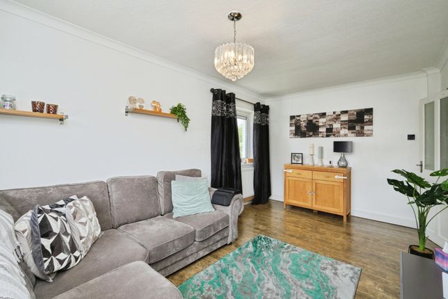 Flat 3, 280, Brays Road, West Midlands photo 4
