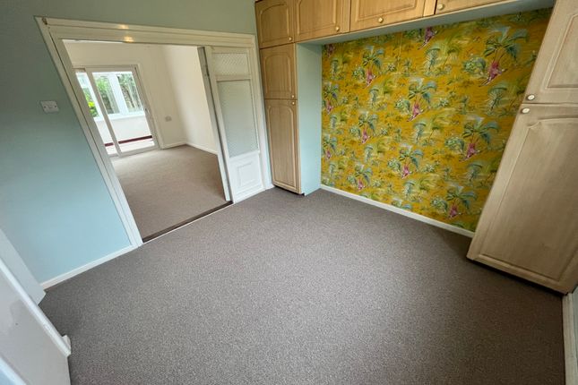 Semi-detached bungalow to rent in Sandygate Lane, Sleaford