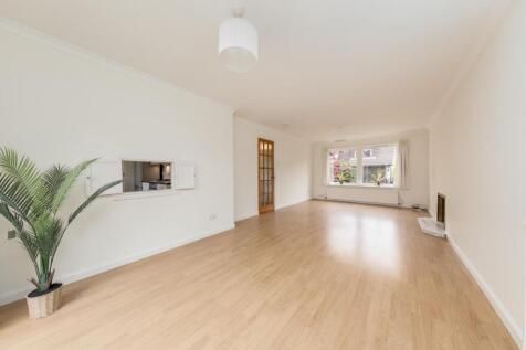 20 Woodfield Park, Colinton photo 4