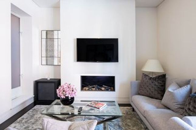 Apt 1.1, 62 Green Street, London photo 2
