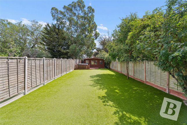 33, Argyle Gardens, Upminster photo 4
