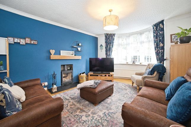35, Cwm Cottage Road, Abertillery photo 3