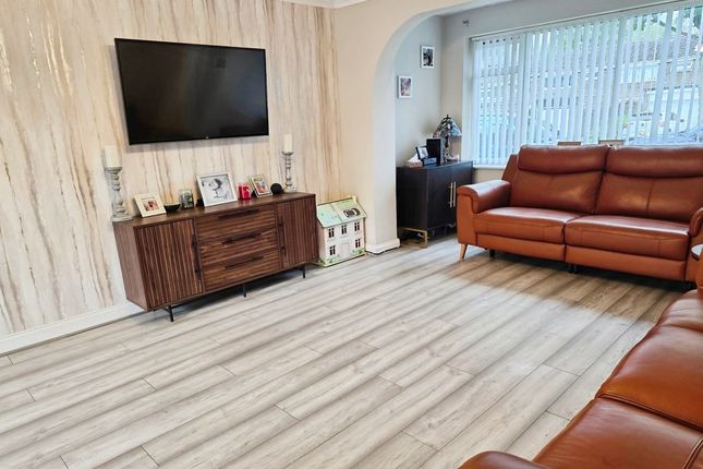 12, Grindon Close, Cramlington photo 3