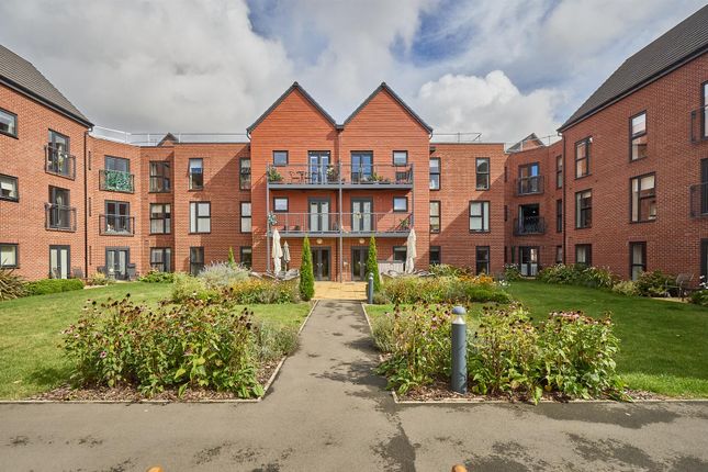 The Dials, 33 Alney House, Hinckley photo 4