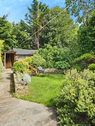 23, Kingshill Park, Dursley photo 2
